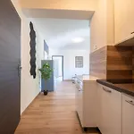 Apartman Cozy With Breakfast On Request 1 Pula