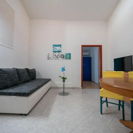 Cozy With Breakfast On Request 1 * 풀라