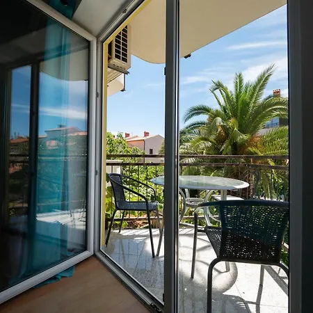 Cozy With Breakfast On Request 1 아파트