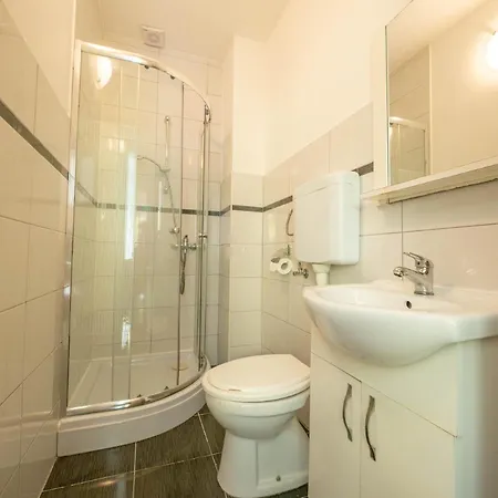 Cozy With Breakfast On Request 1 아파트 *