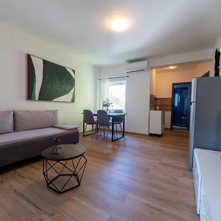 Cozy With Breakfast On Request 1 Pola