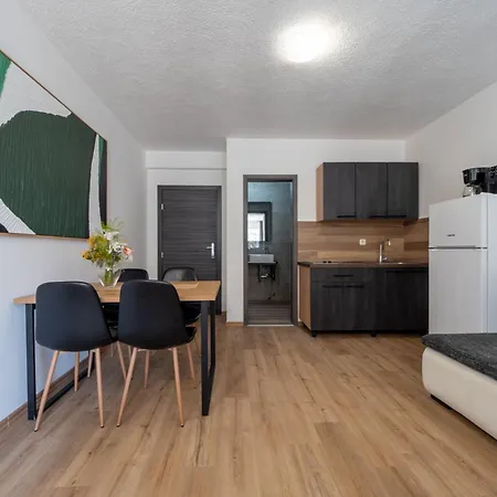 Cozy With Breakfast On Request 1 Apartamento Pula