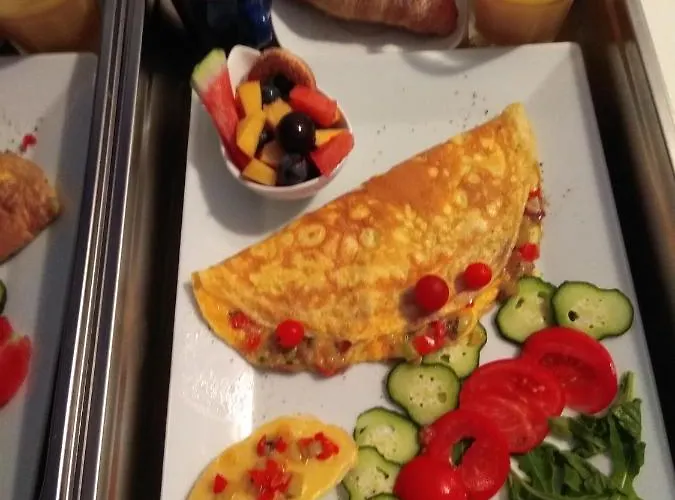 Cozy With Breakfast On Request 1 Apartment *