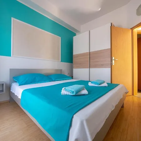 Cozy With Breakfast On Request 1