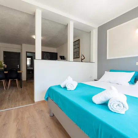 Cozy With Breakfast On Request 1 Apartament Pula