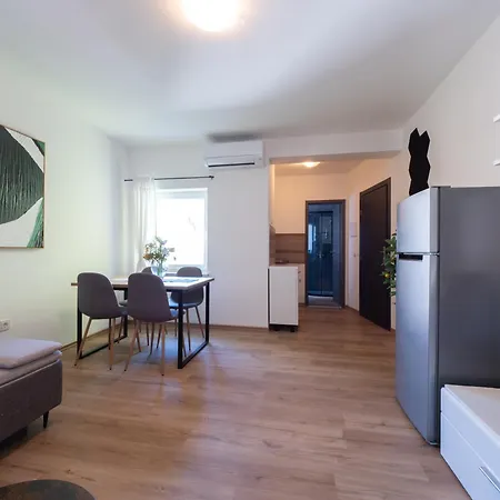 Cozy With Breakfast On Request 1 Пула