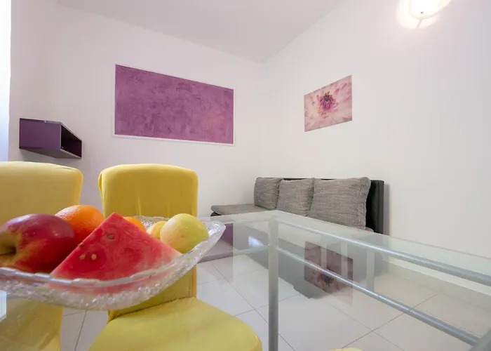 Apartament Cozy With Breakfast On Request 1